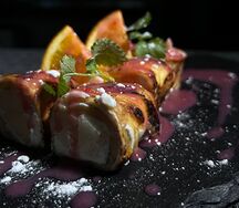 Сладкие роллы с начинкой