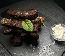 Гренки из бородинского хлеба