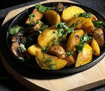 Жареный картофель с грибами