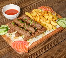 Сет Люля-кебаб и картофель по-деревенски
