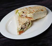 Шаурма Цезарь с курицей