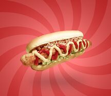 Хот-дог с сосиской из рубленой курицы