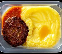 Котлета куриная с картофельным пюре