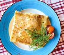 Блинчик с ветчиной и сыром