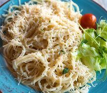 Спагетти с сыром