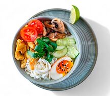 Сингапурская лакса с курицей