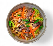 Wok c говядиной в перечно-устричном соусе
