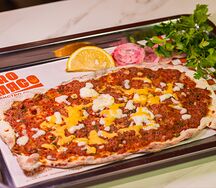 Лагмаджо из говядины с сыром