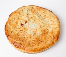 Пирог с картофелем, зеленью и осетинским сыром