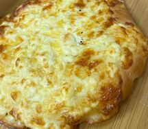 Лепешка сырная