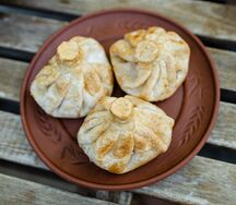 Хинкали жареные с грибами