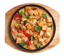 Жаркое с курицей в соусе карри