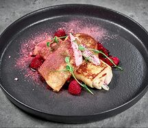 Блины десертные с рикоттой и малиной