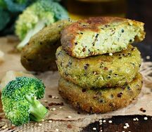 Биточки миндальные из киноа и брокколи