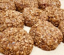 Биточки из говядины в гречневых хлопьях