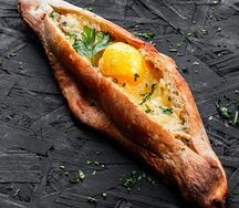 Хачапури по-аджарски