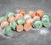 Пельмени цветные с индейкой