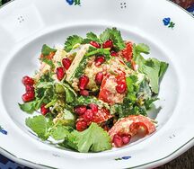 Грузинский с ореховой заправкой