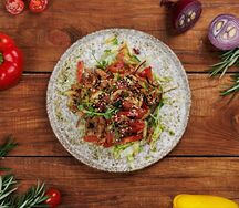 Салат мясной острый