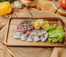 Селедочка пряная с картошечкой