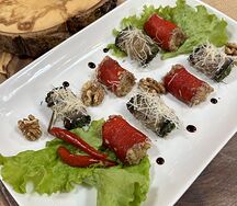 Закуска из овощных рулетов