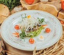 С жареным языком и шампиньонами