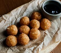 Настоящие сырные шарики
