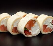 Тортилья с лососем