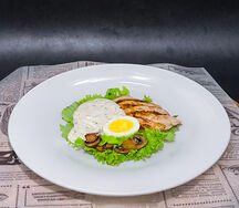 Салат с копчёной курицей