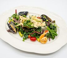 Морепродукты Том ям