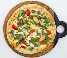С телятиной, каперсами и соусом из тунца