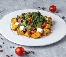 Салат с хрустящими баклажанами