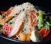 Цезарь с курицей