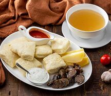 Аварский хинкал с сушенной колбасой