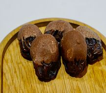Финики в шоколаде