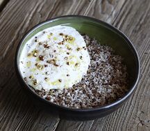 Гречневая каша с муссом из пармезана