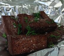 Гренки чесночные