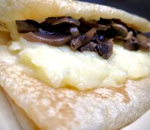 Блинчик с картофелем и грибами