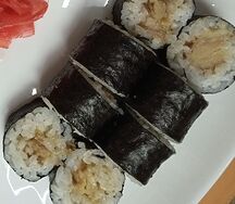 Маки с угрём