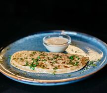 Кутаб с сыром и зеленью