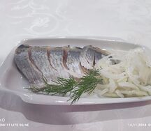 Сельдь с луком
