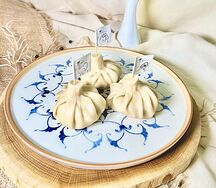 Хинкали с бараниной и ароматной кинзой