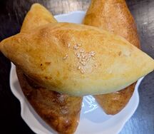 Пирожок с мясом