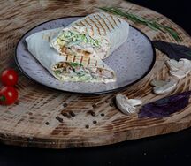 Шаверма с креветками темпура