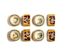 Жареный ролл с угрём