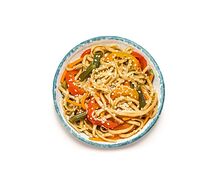 Удон с овощами в кисло-сладком соусе