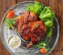 Цыпленок табака с cоусом тартар