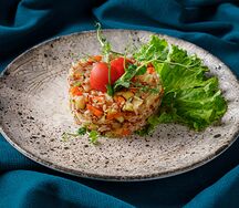 Дикий рис с овощами