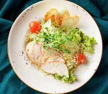 Цезарь с курицей