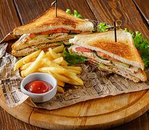 Сэндвич-клаб с курицей